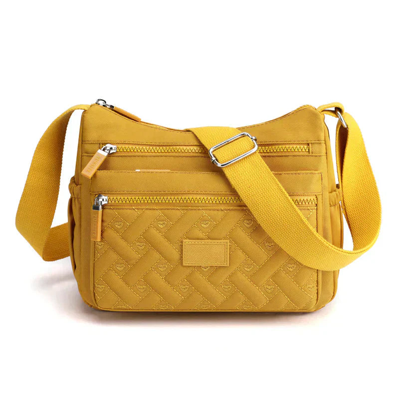Freja Classic Shoulder Bag – Elegant and Functional