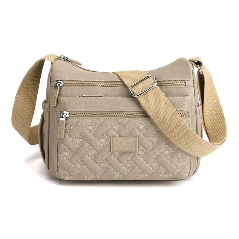 Freja Classic Shoulder Bag – Elegant and Functional