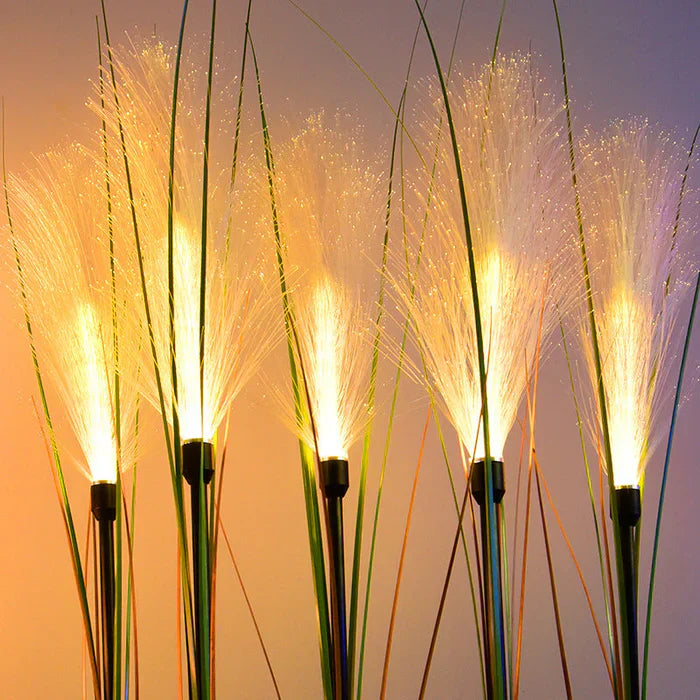 Solar Reeds Elegant Garden Lamp