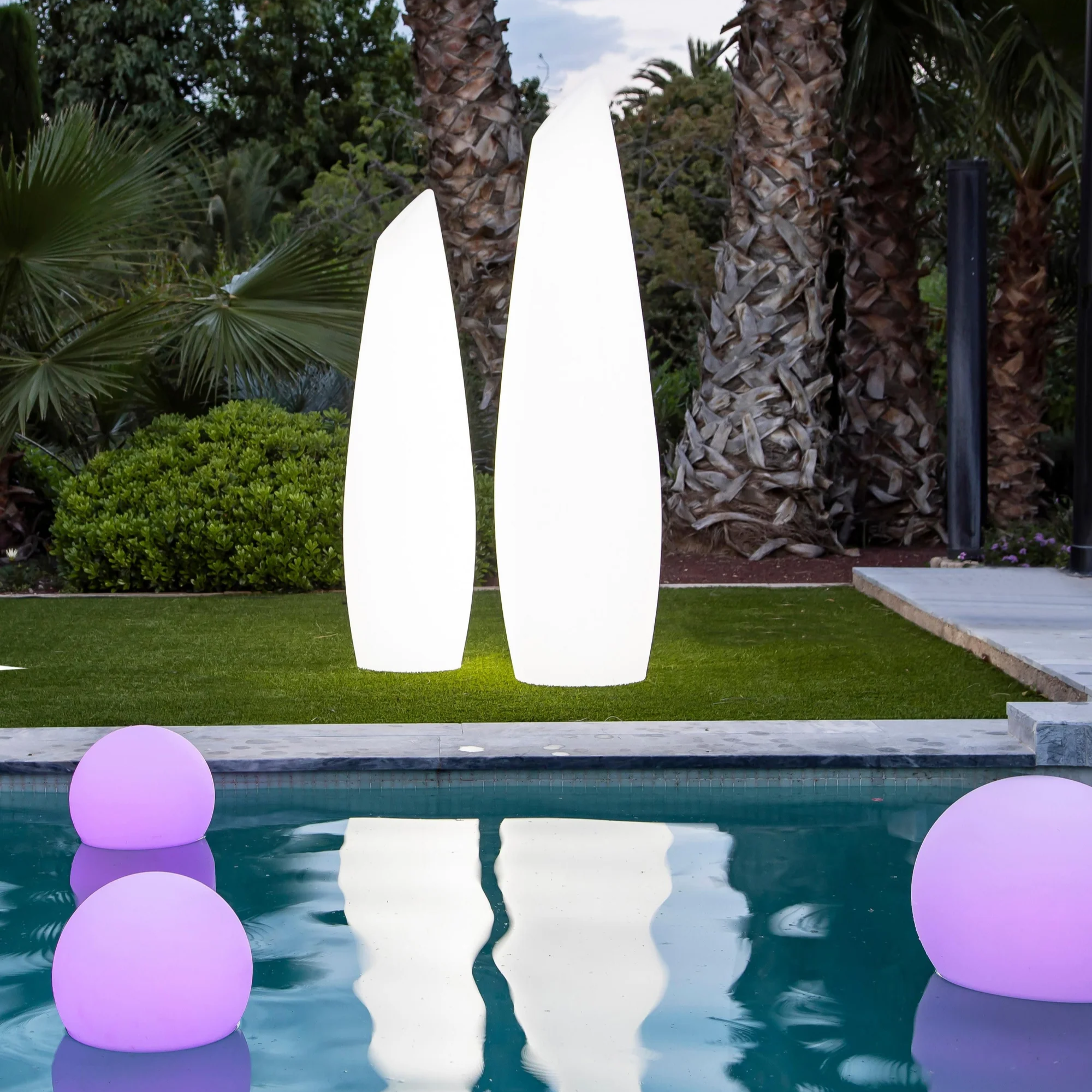 NovaSmart LED Ceiling Lamp with Multicolored Light for Indoor Use