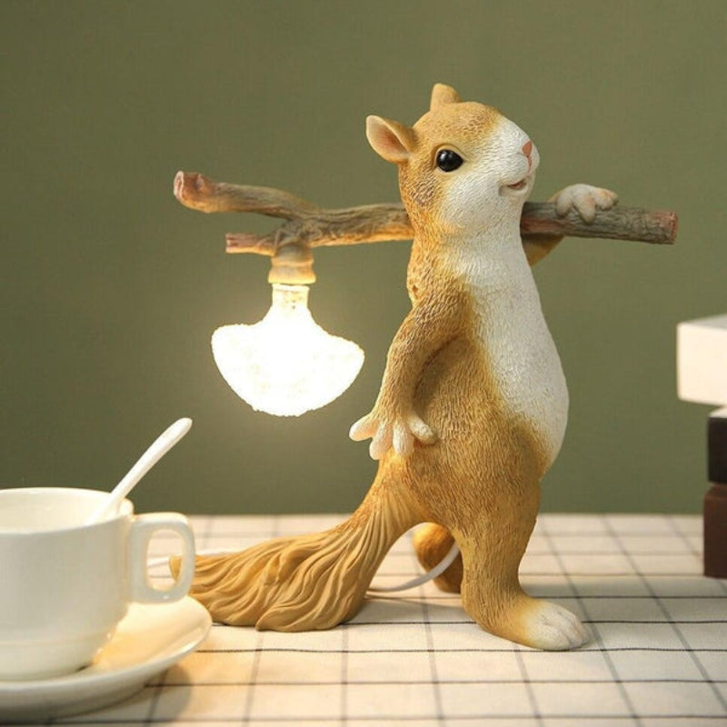 Squirrel Light LED Table Lamp - Cute Squirrel Design with Soft Light for a Cozy Atmosphere