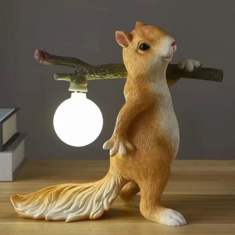 Squirrel Light LED Table Lamp - Cute Squirrel Design with Soft Light for a Cozy Atmosphere