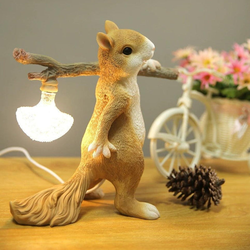 Squirrel Light LED Table Lamp - Cute Squirrel Design with Soft Light for a Cozy Atmosphere