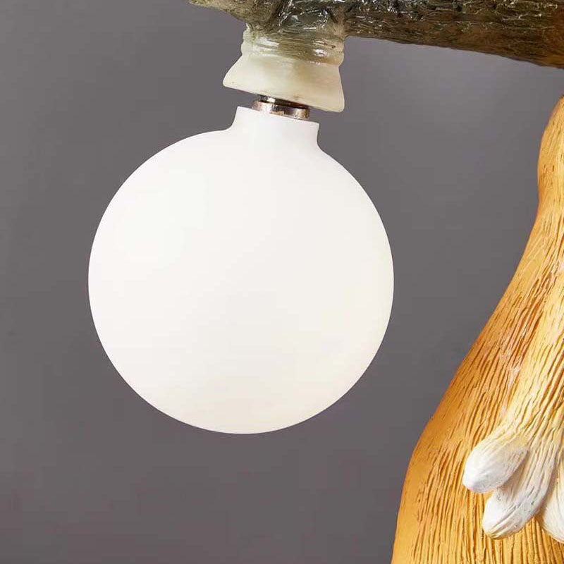 SquirrelGlow - Charming Squirrel Lamp