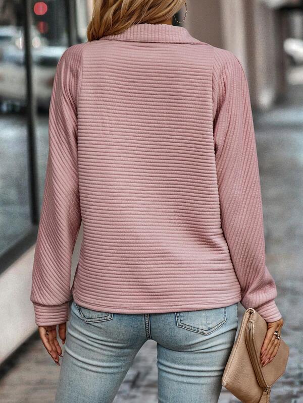 Agnes - Elegant sweater with high neck