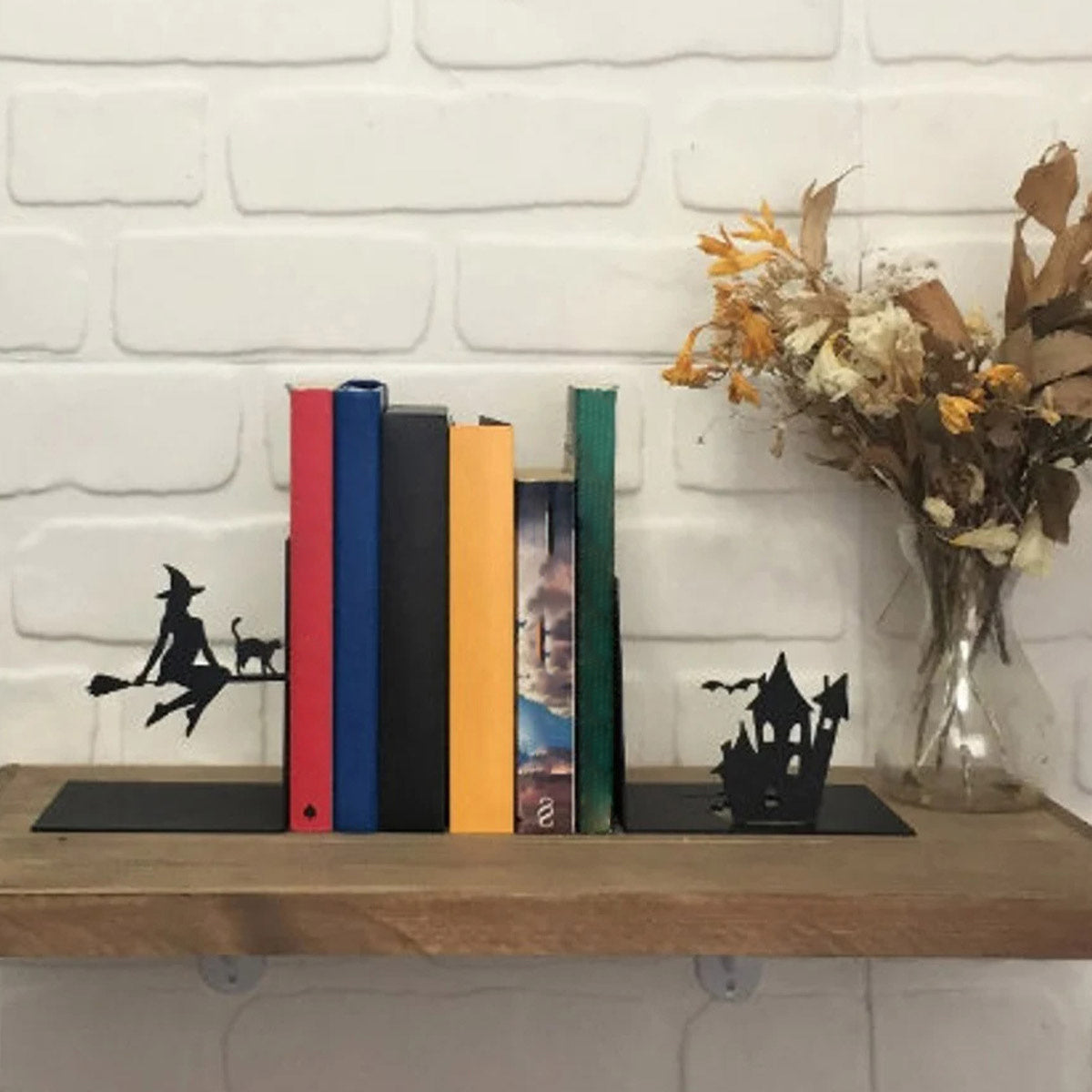 BookNest Premium Bookends – Chic, Functional Organizers for Any Shelf