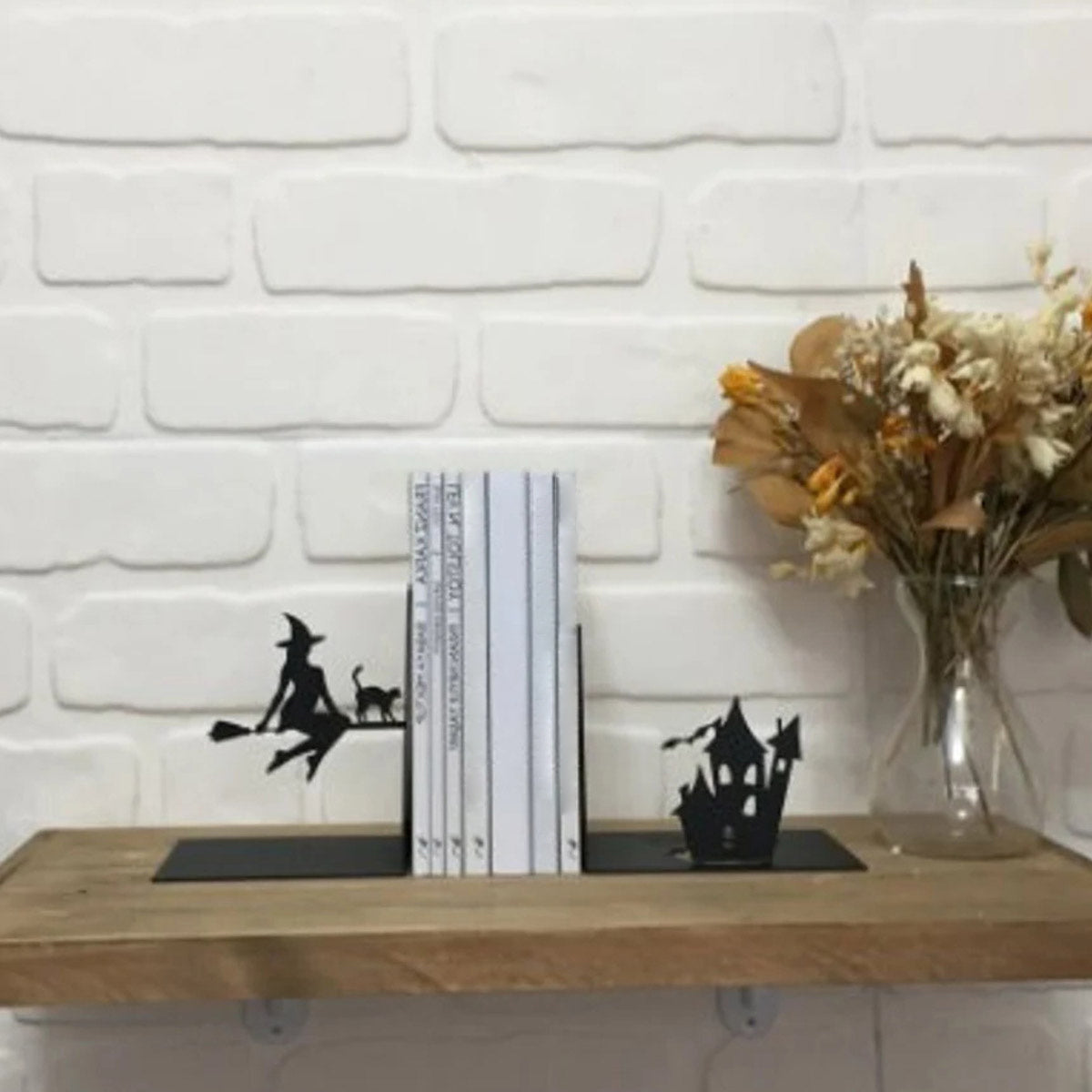 BookNest Premium Bookends – Chic, Functional Organizers for Any Shelf