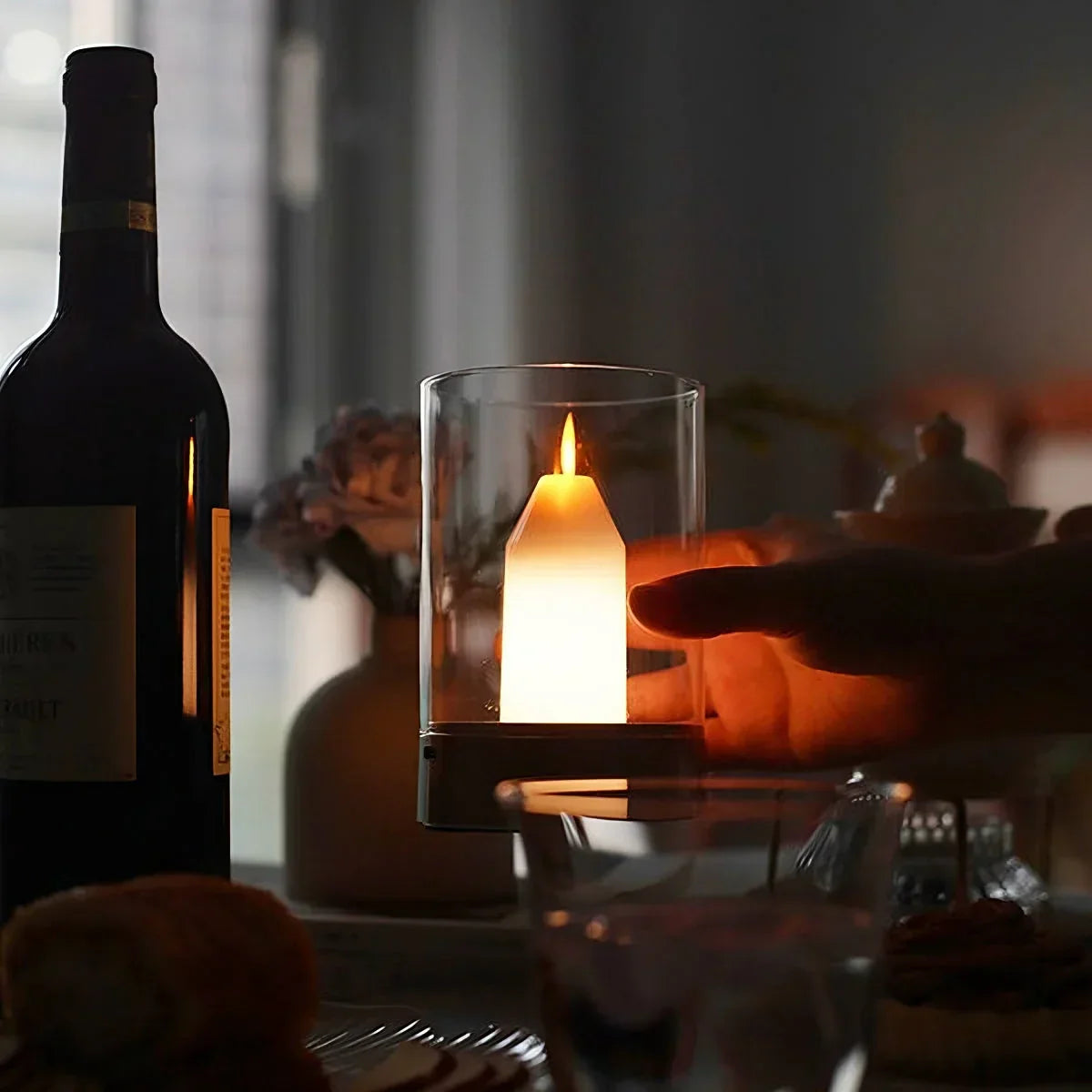 GlowFlicker - Realistic LED Lamp with Flame Effect