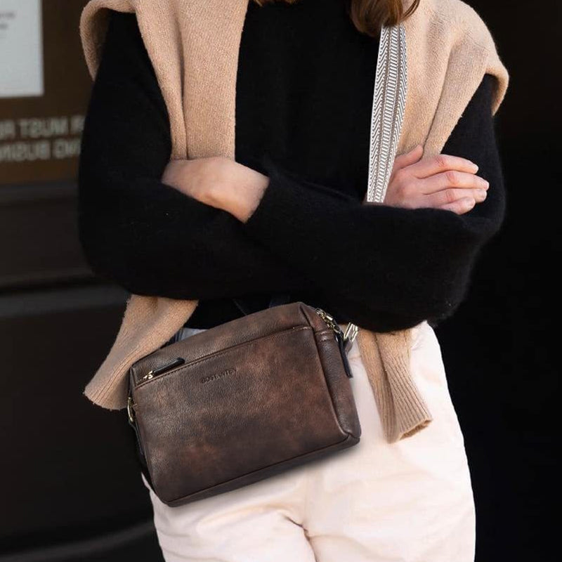 Luisa - Shoulder bag with triple zipper and striped strap