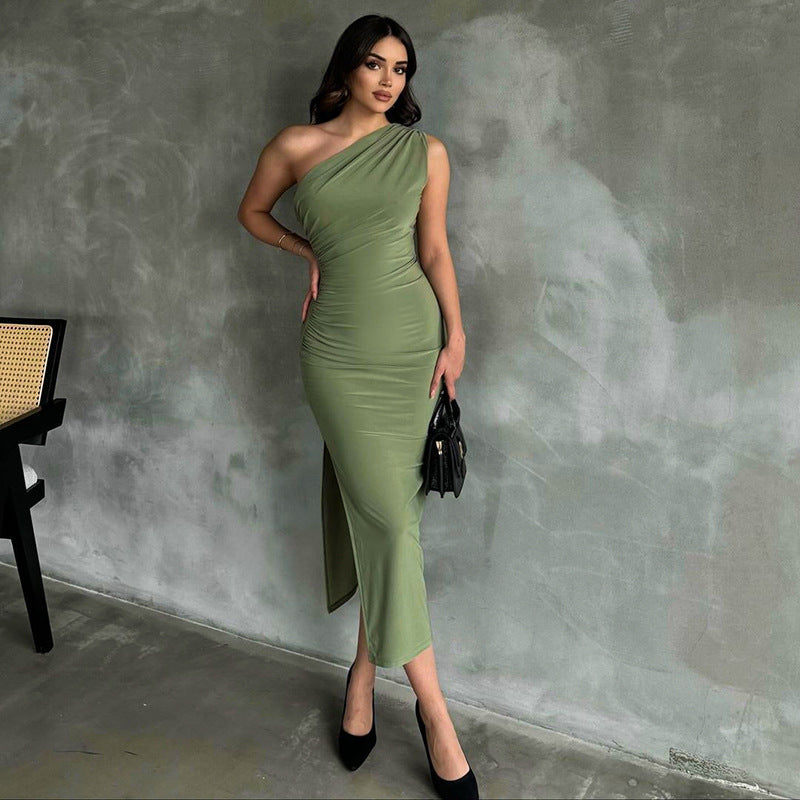 Elena – Long Dress with One Shoulder and Refined Design
