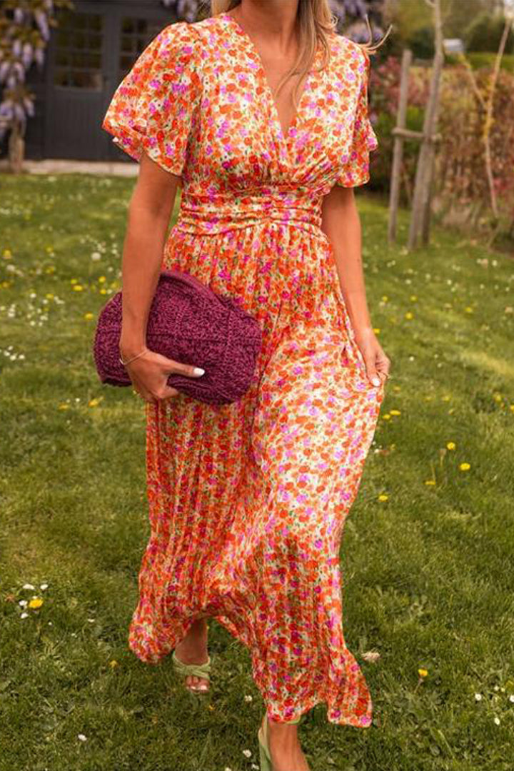 Amalfi – Long dress with V-neck and flattering fit