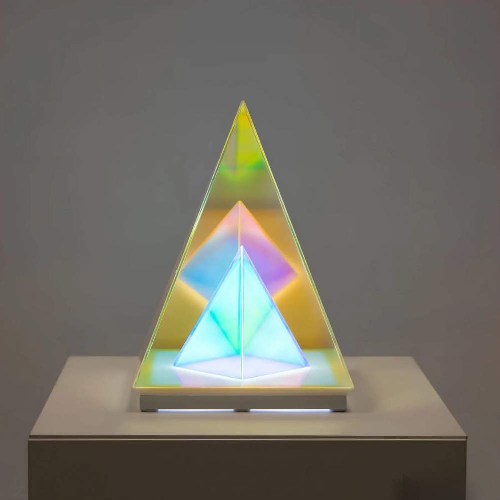 LumiPyramid - Pyramid Lamp with Changing Iridescent Colors