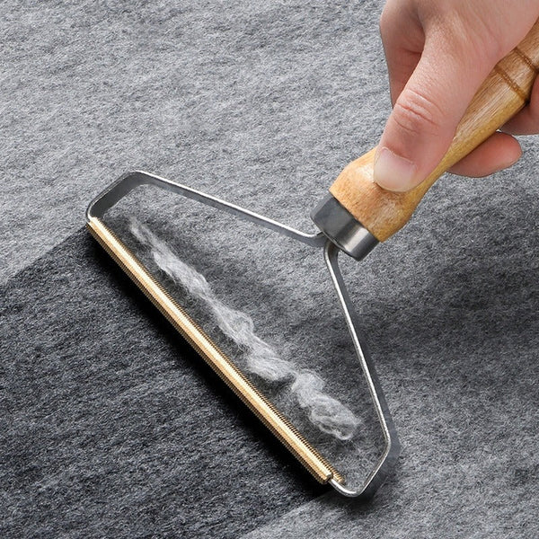 FluffAway - Ergonomic Fabric Shaver for Removing Lint and Bobbles
