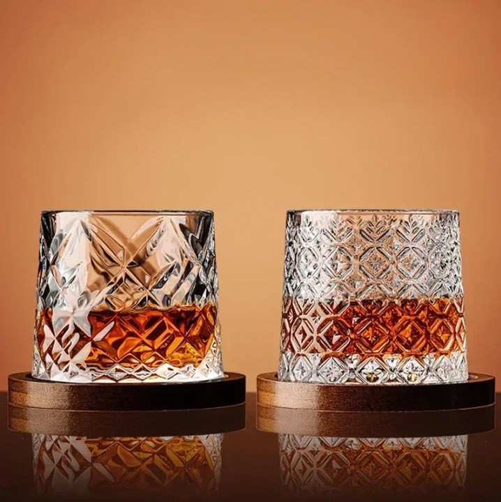 WhiskeySpin - Premium rotating whiskey glass