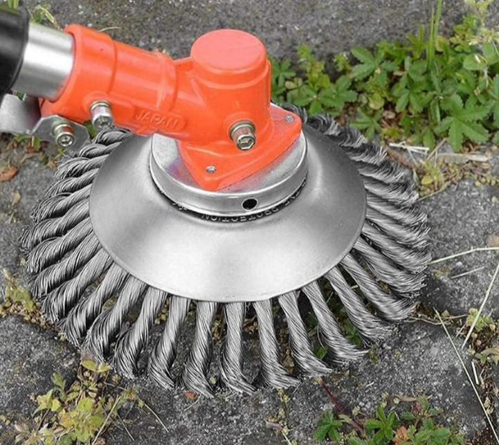 Rotating weed trimmer made of wire