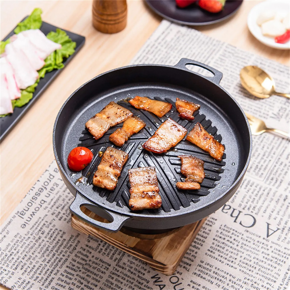 GrillMate - Portable Grill with Wooden Base