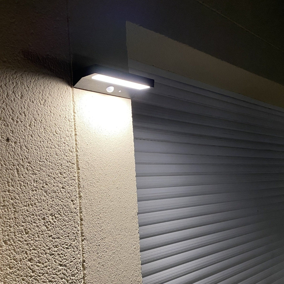 SolarGuard Motion Sensor Wall Light