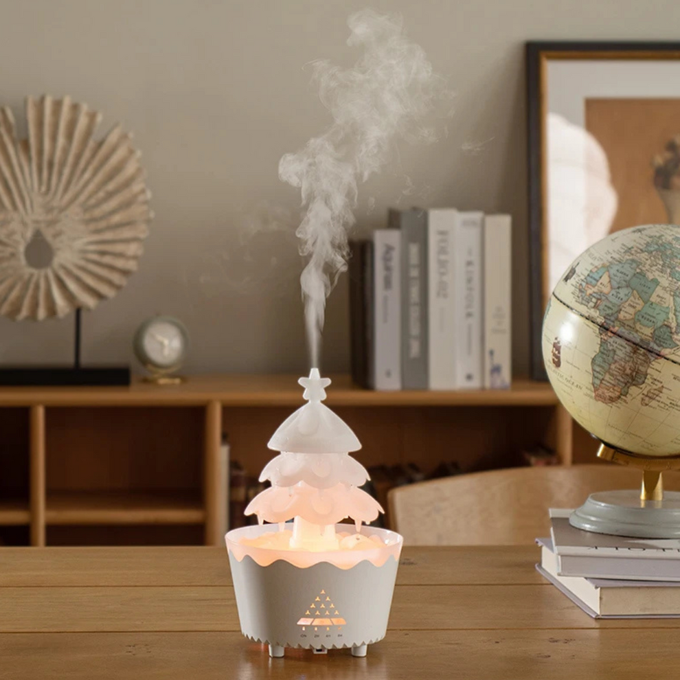 EverGlow - Festive Wooden Aromatherapy LED Lamp with Remote Control