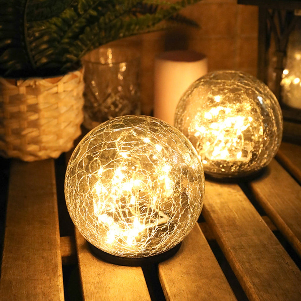 GlowGlobe - Solar-knit Glass Light with Ground Spike