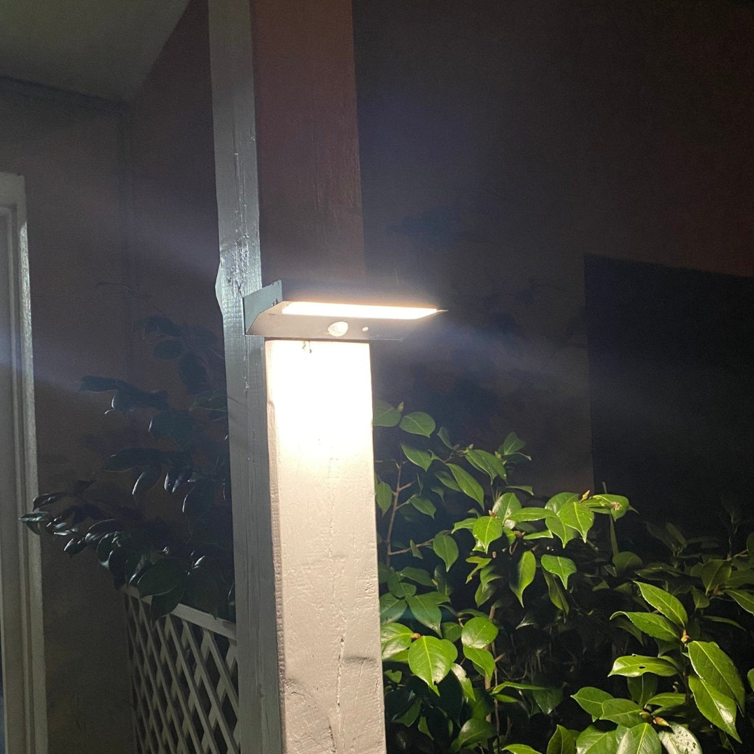 SolarGuard Motion Sensor Wall Light