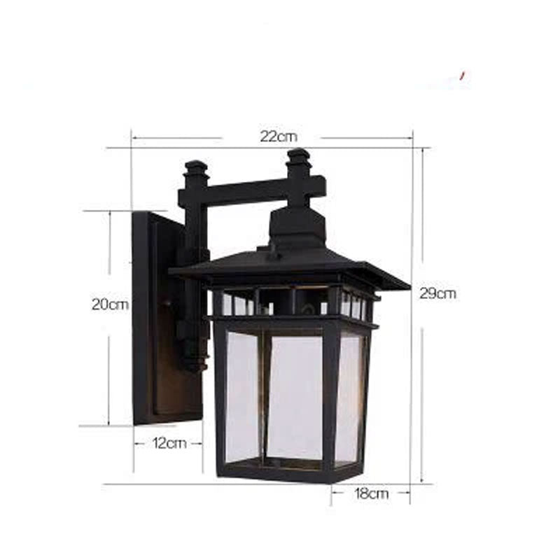 Luma – Modern Outdoor Wall Lamp with Efficient Lighting