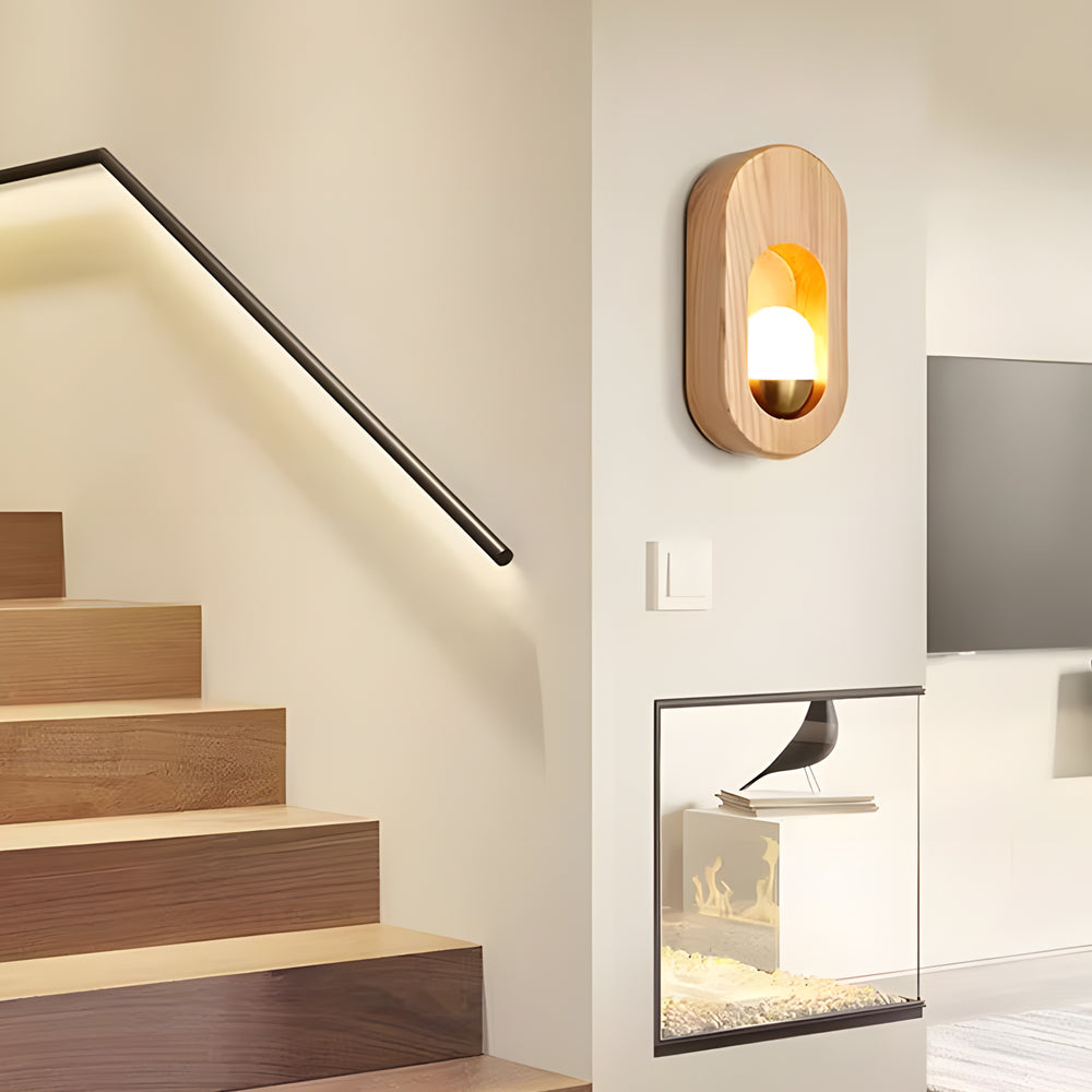 Glow - Modern, curved wall lamp with soft LED light