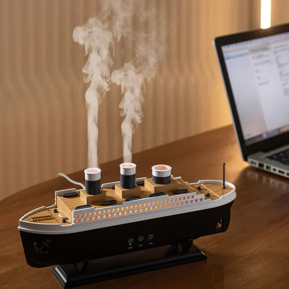 Titanic LED Ship Light with Remote Control and Ceiling