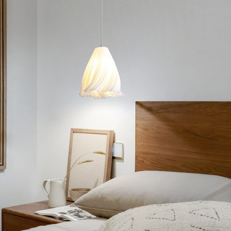 LunaFold - Suspension Elegance Pleat