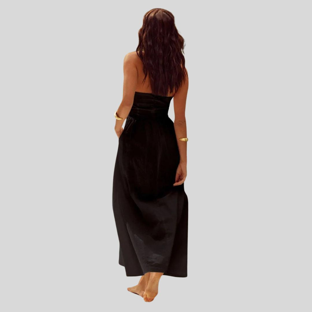 Pernilla – Elegant Maxi Dress with Halterneck Cutout