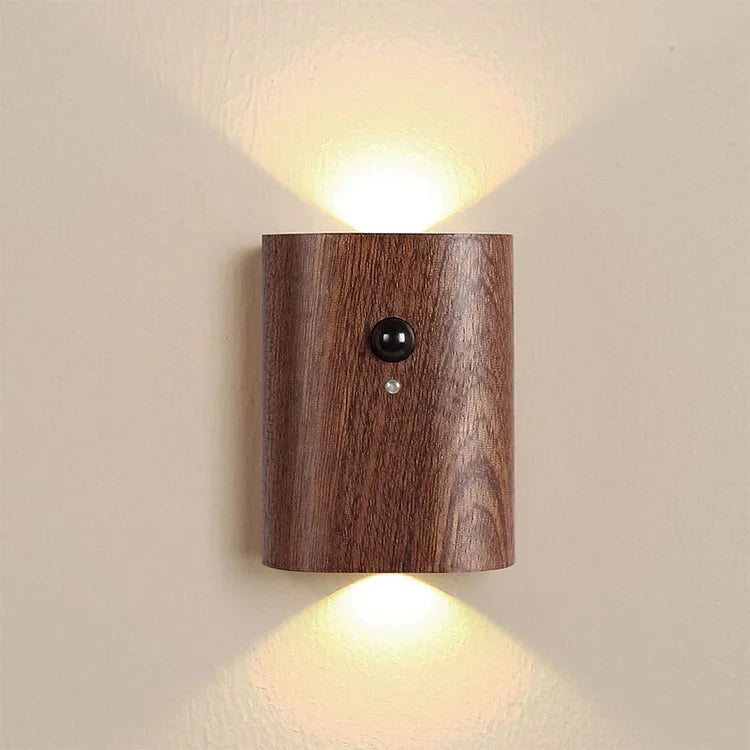 LumaSense - Magnetic Wooden Walllamp with Motion Sensor