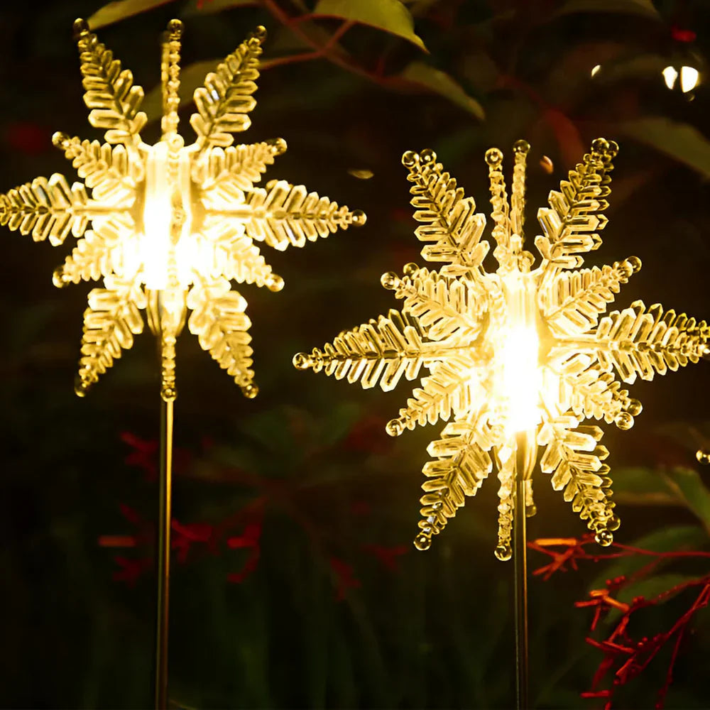 FrostyGlow - Waterproof LED Solar-Powered Snowflake Decoration Lights for Lawn