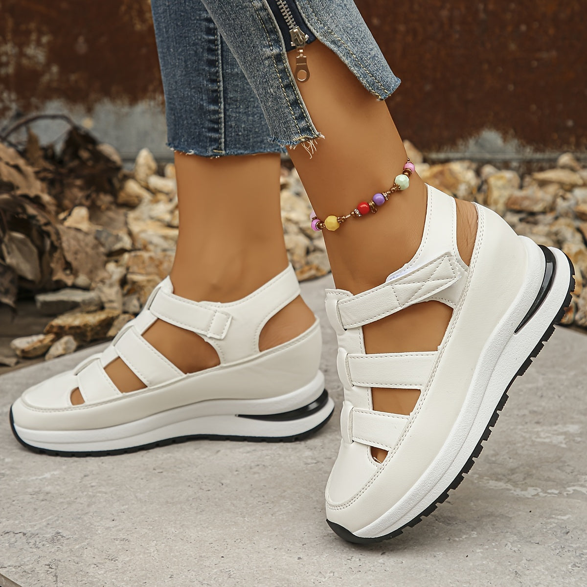 Luxurious breathable wedge Sandals