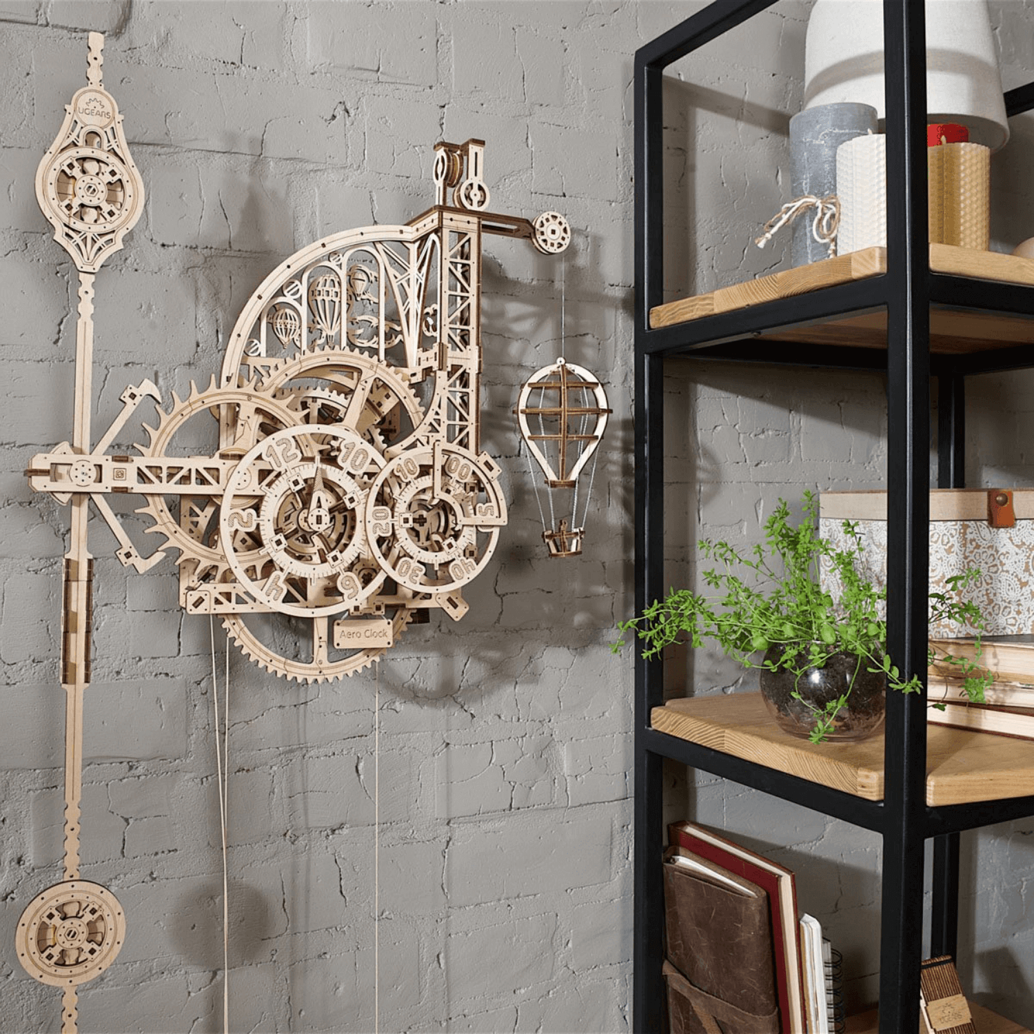 Aero wall clock with pendulum