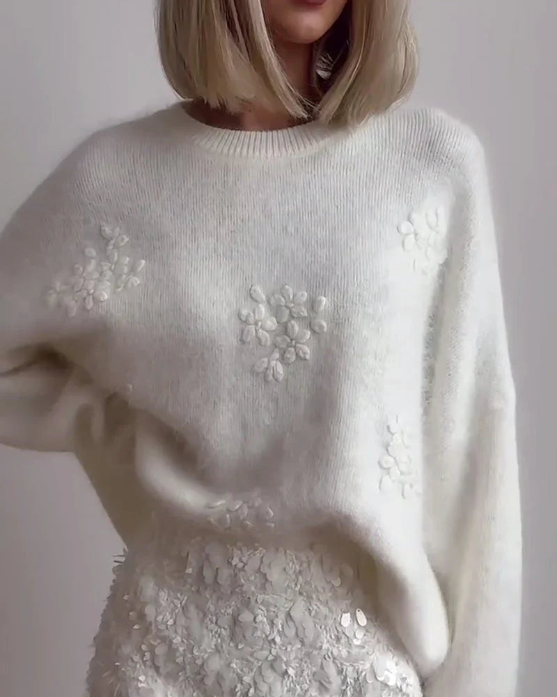 FloraLuxe – Elegant Long Sleeve Sweater with Floral Pattern