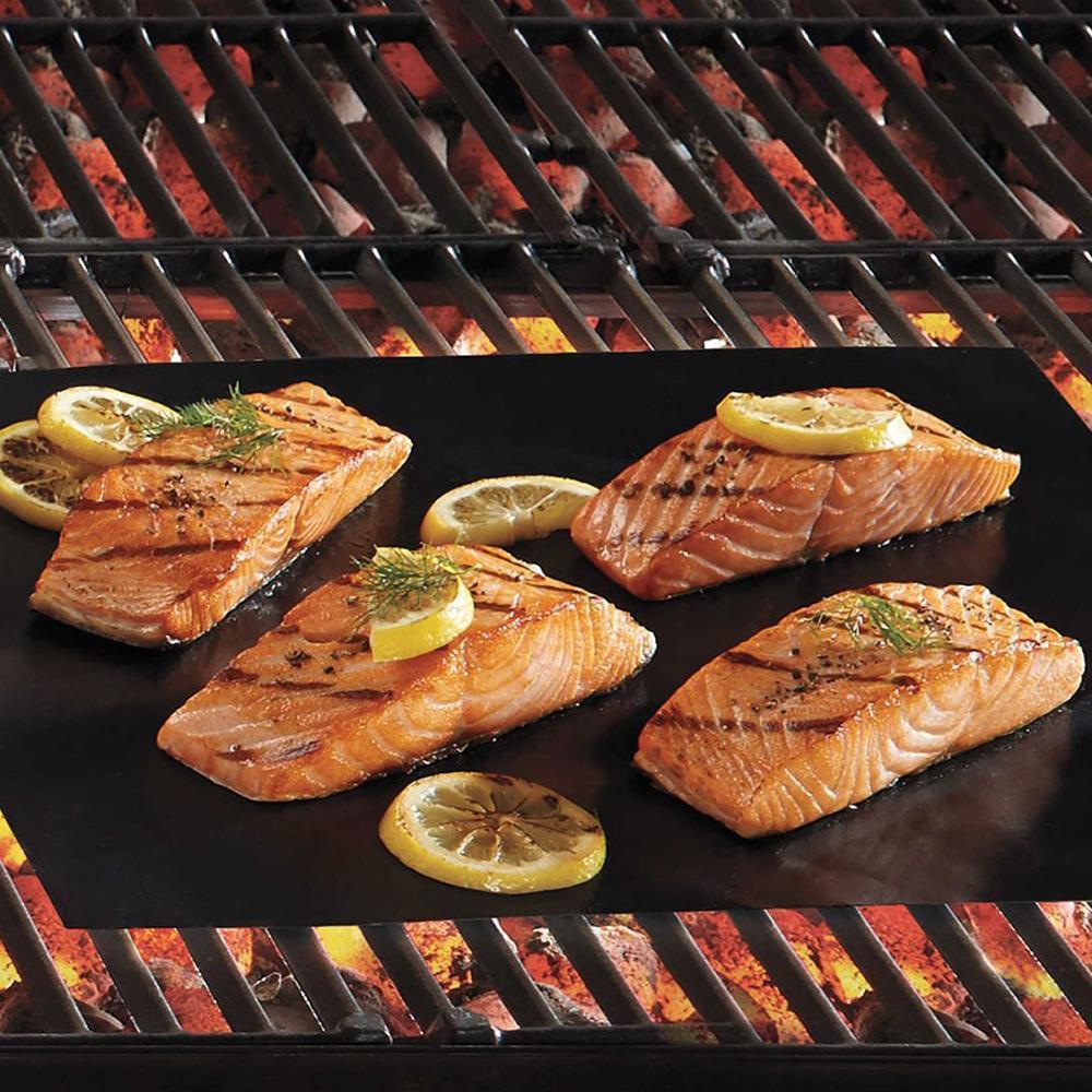 Grill mats for grilling and baking