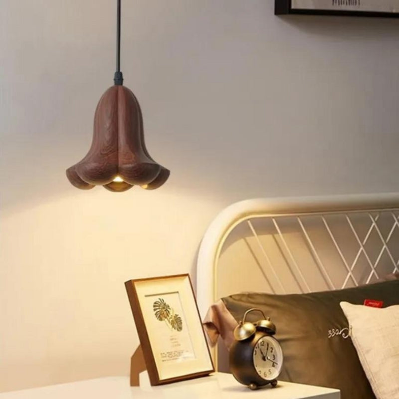 BellAura – Elegant clock-shaped pendant light for soft lighting