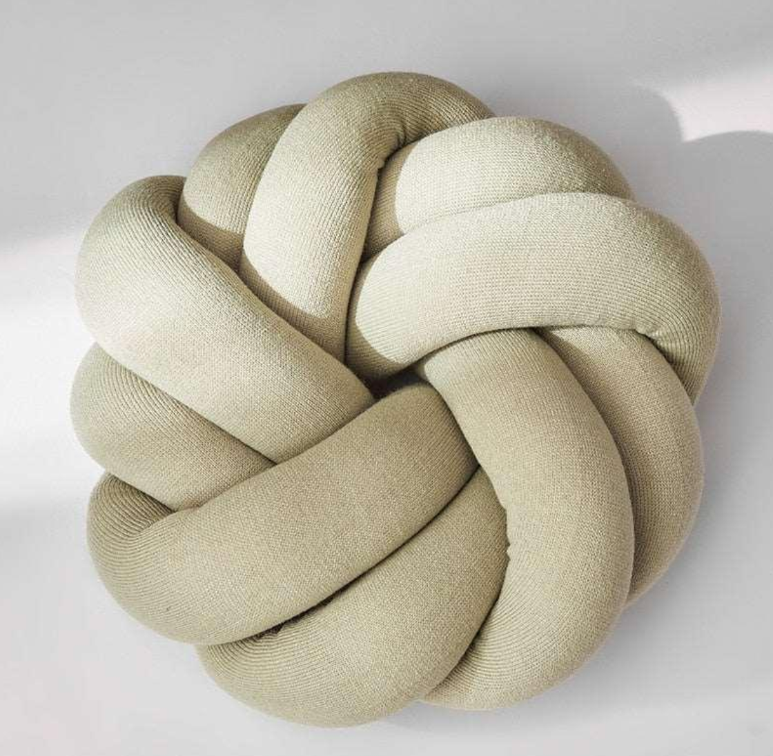 Weave-Stylish Knot Pillow for Modern Comfort