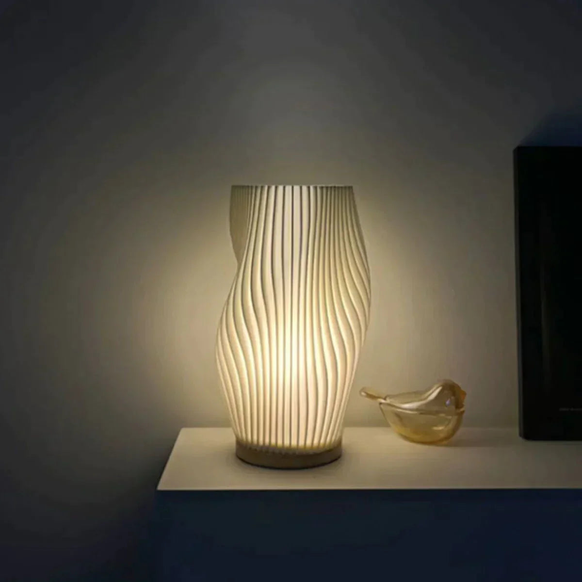 Serena Wavecrest lamp