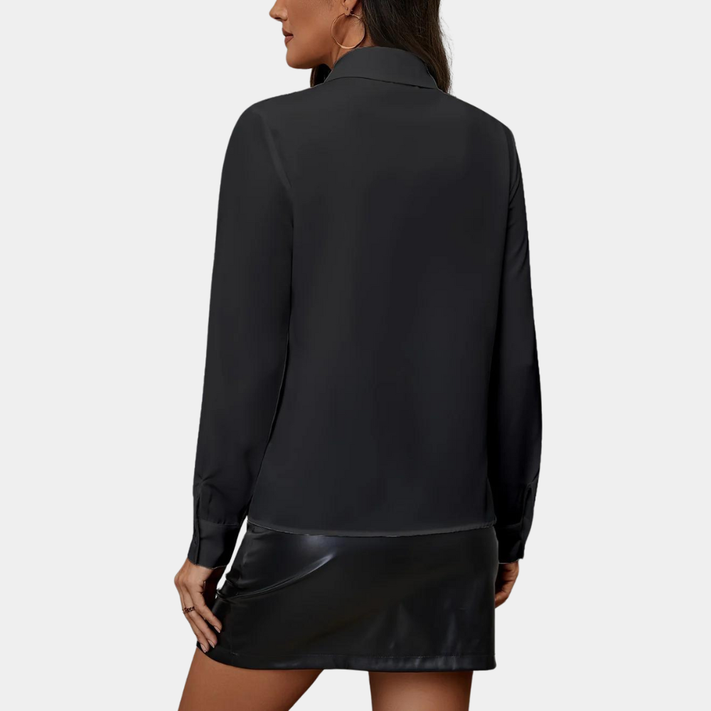 Clara – Elegant Ruffled Blouse with Button Closure and Long Sleeves