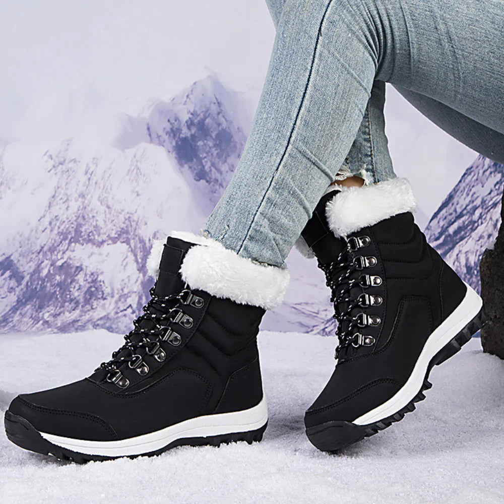 Luna Cozy Winter Boots with Fur Lining and Non-Slip Sole