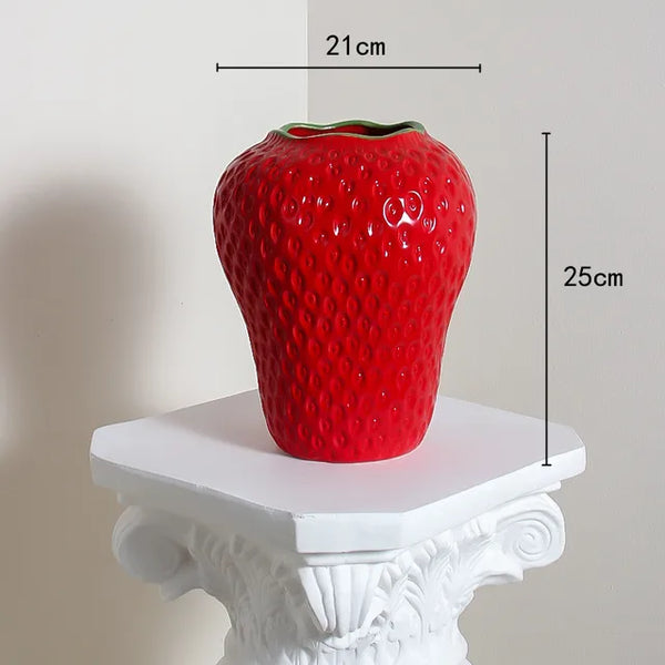 BerryBloom - Legend strawberry-shaped vase