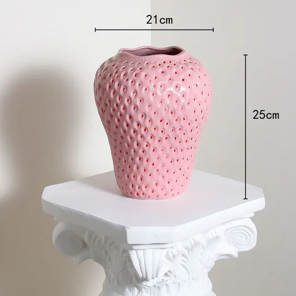 BerryBloom - Legend strawberry-shaped vase