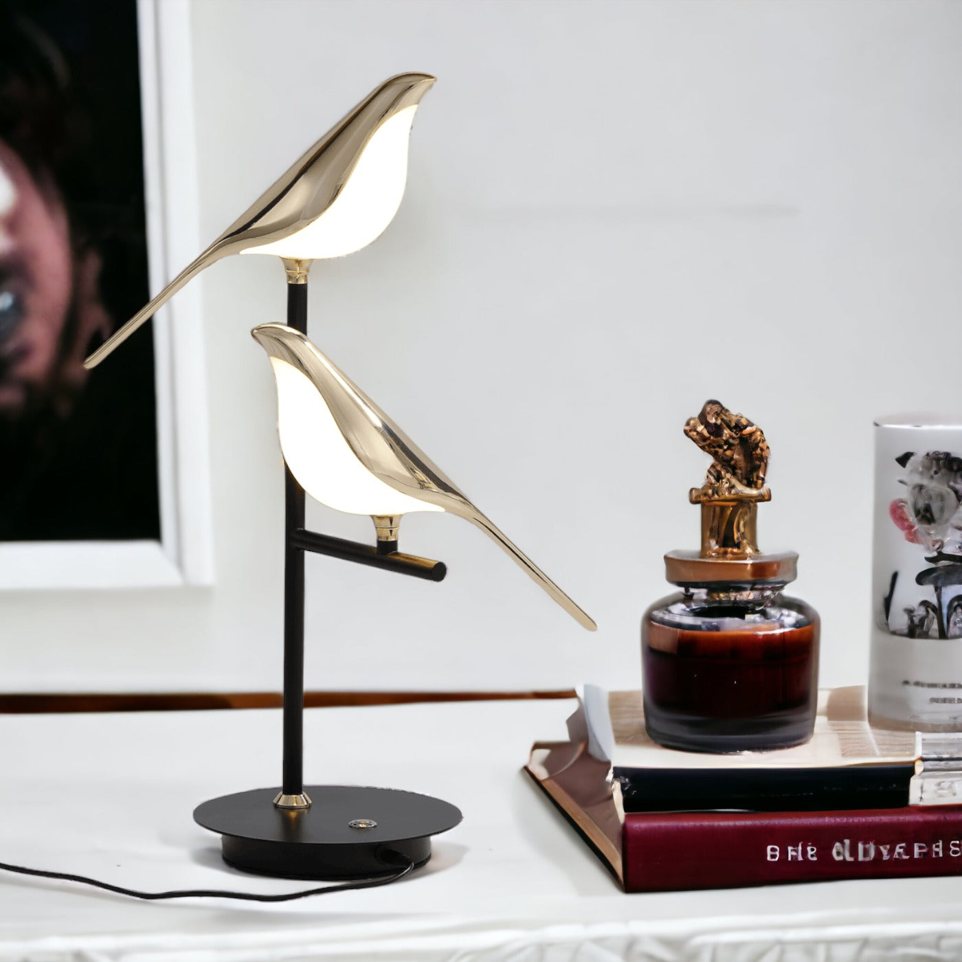 MisterBird™ | LED Table Lamp