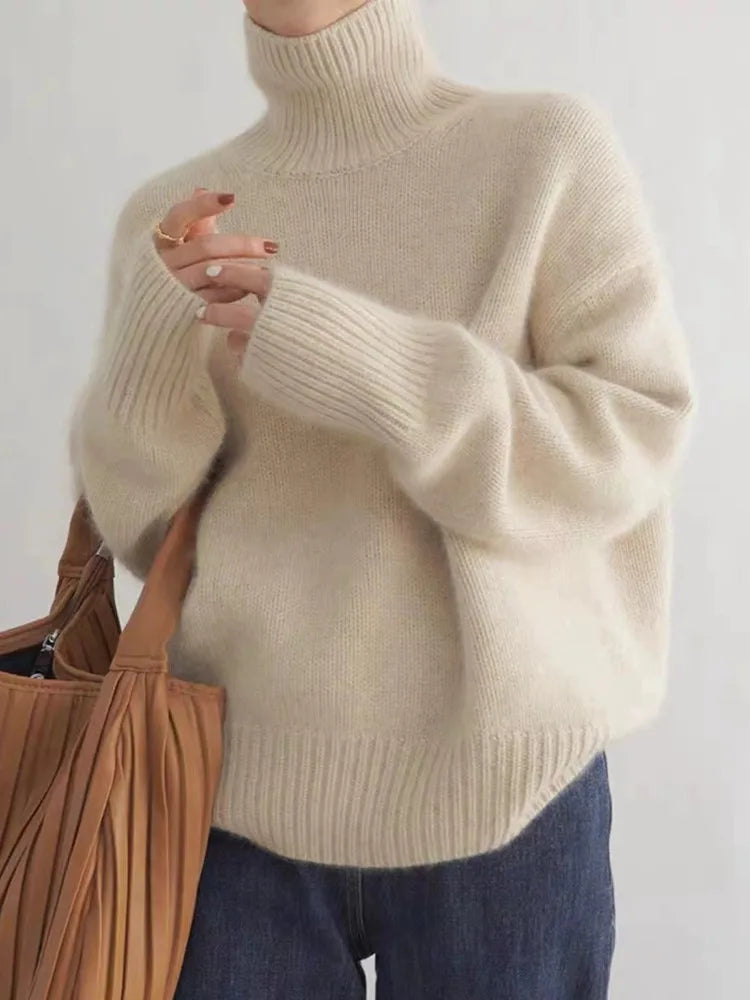 Luna - Wool Turtleneck Sweater