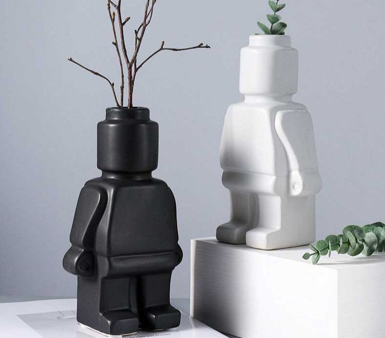 UniqueDisplay - Spotted Robot Flower Vase Figure