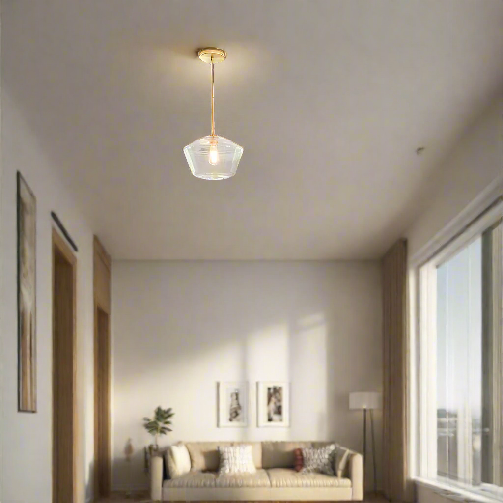 LumaGlow - Elegant Pendant Light made of Clear Glass with Brass Finish