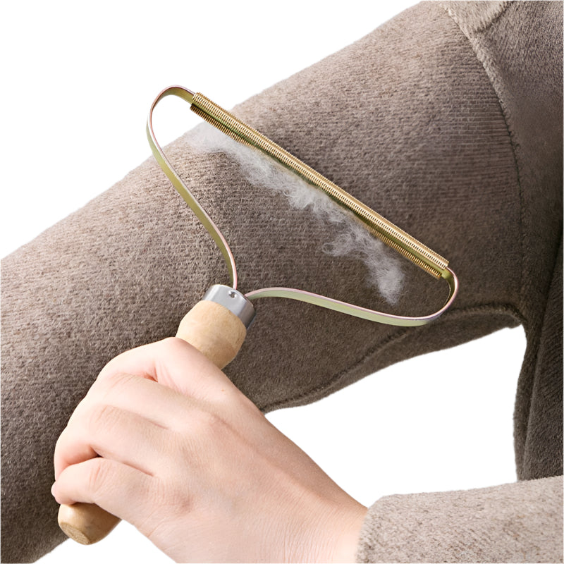 FluffAway - Ergonomic Fabric Shaver for Removing Lint and Bobbles