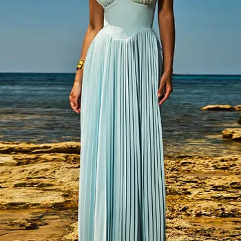 Lena | Elegant Solid Color Strapless Pleated Dress