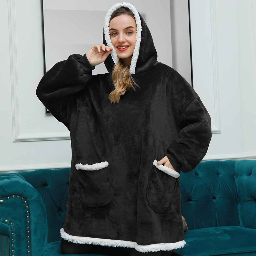 Sofia Cozy long-sleeve hoodie blanket