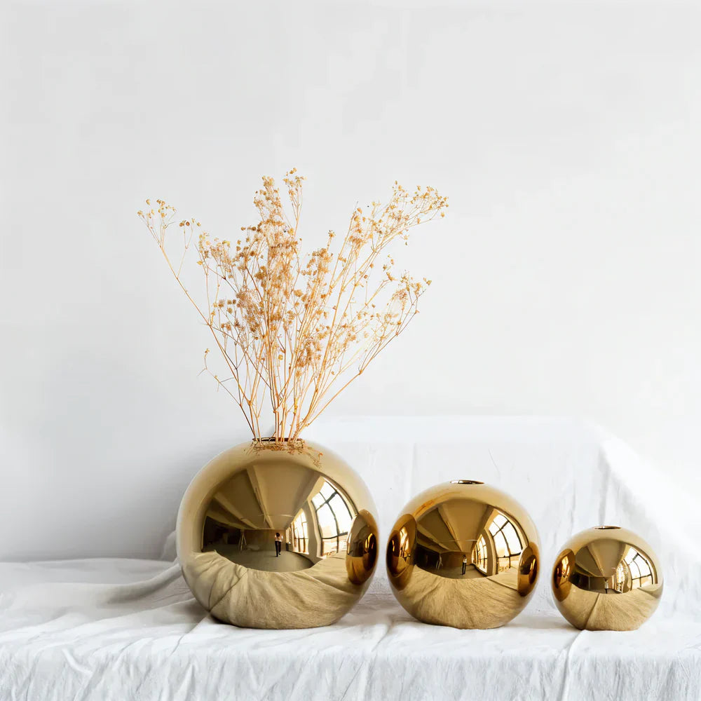 LivaForm round decorative vase